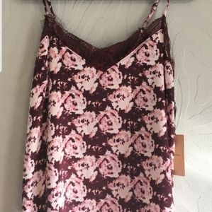 4/$25 HALOGEN PRINT TOP!